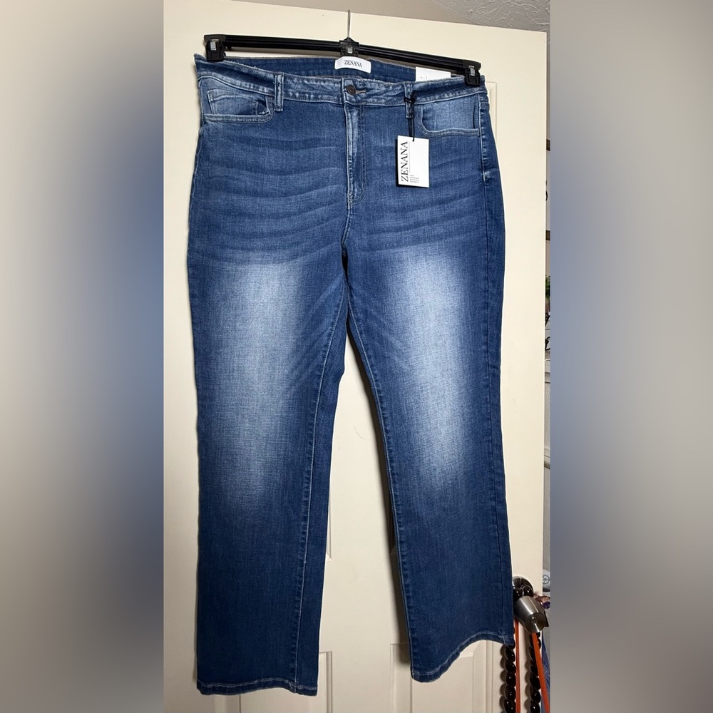 Zenana Blue Denim‎ Jeans Size 36 Brand New